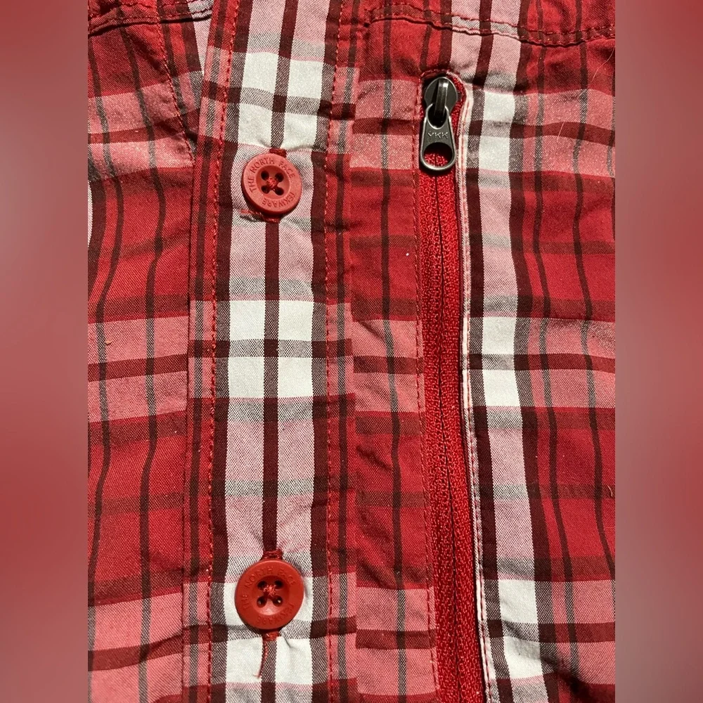The North Face Button Down Outdoors Hiking Shirt. Men’s Large.‎ Red Plaid.